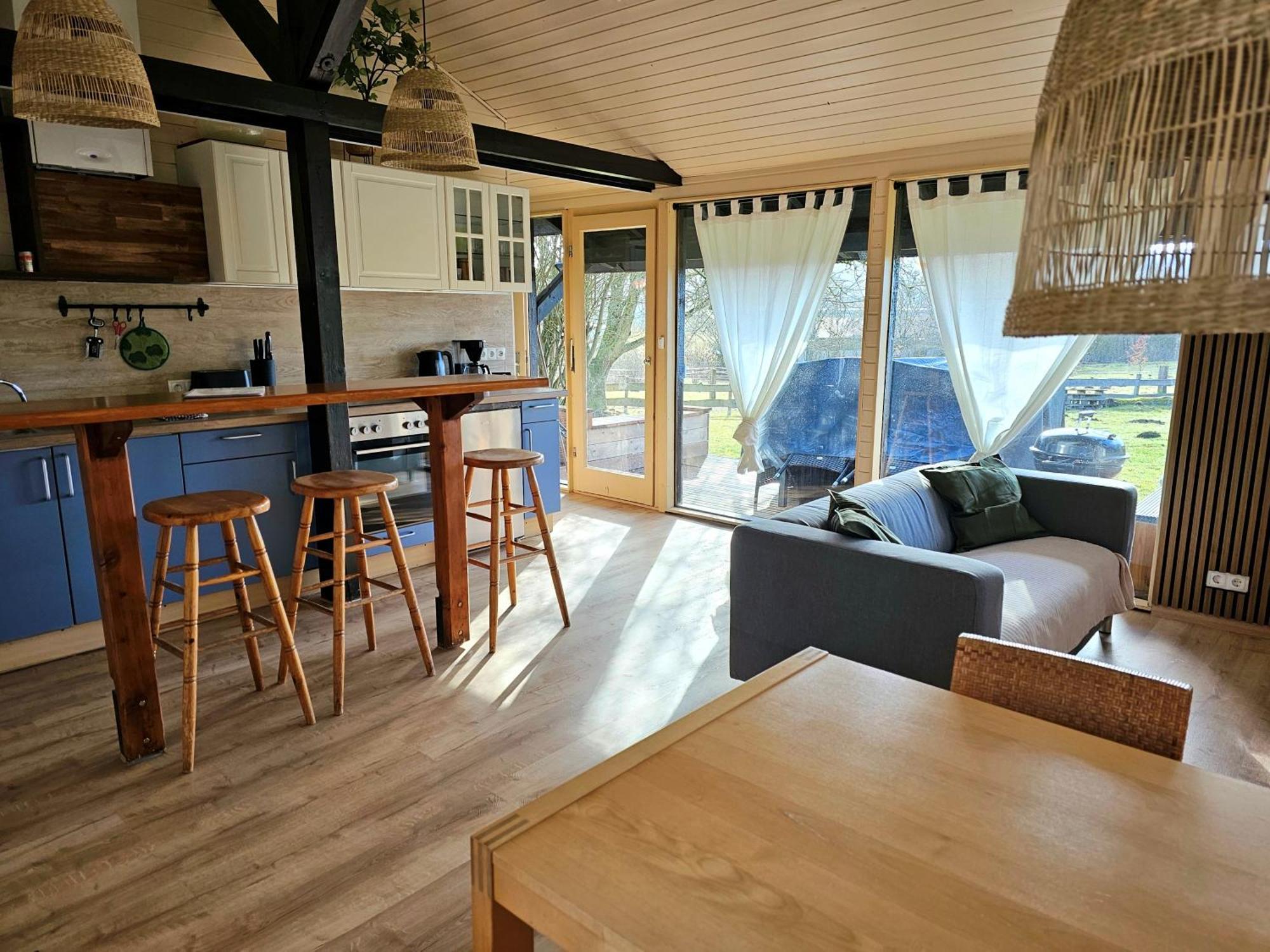 Landhaeuschen Welschneudorf Naturnah 외부 사진